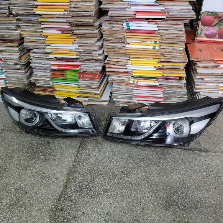 올뉴카니발 라이트 올뉴카니발 헤드램프 8핀 일반전구타입 중고