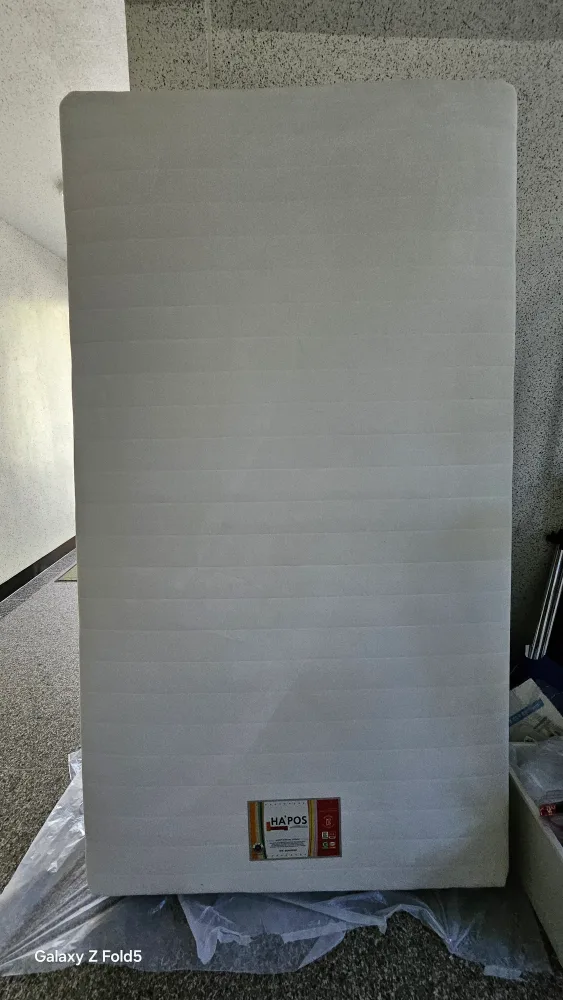 1인용 침대 중고물품 판매합니다.