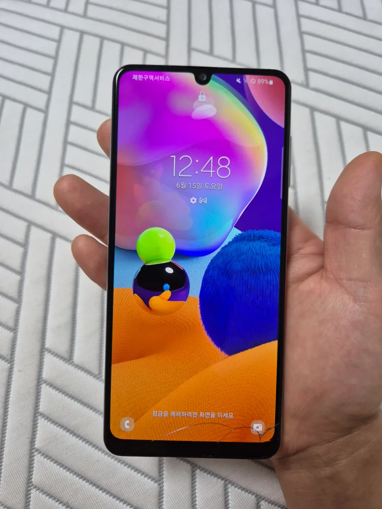 갤럭시 A31 화이트 (중고) 팝니다