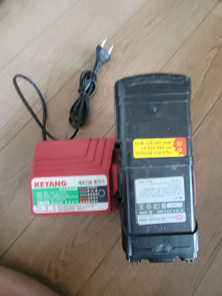 중고 충전용 예초기