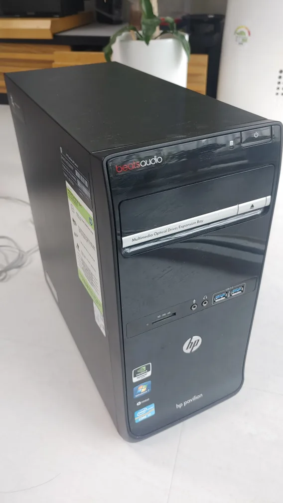 i7 3770  RX480 OC 백플레이트 모델 본체 팝니다.
