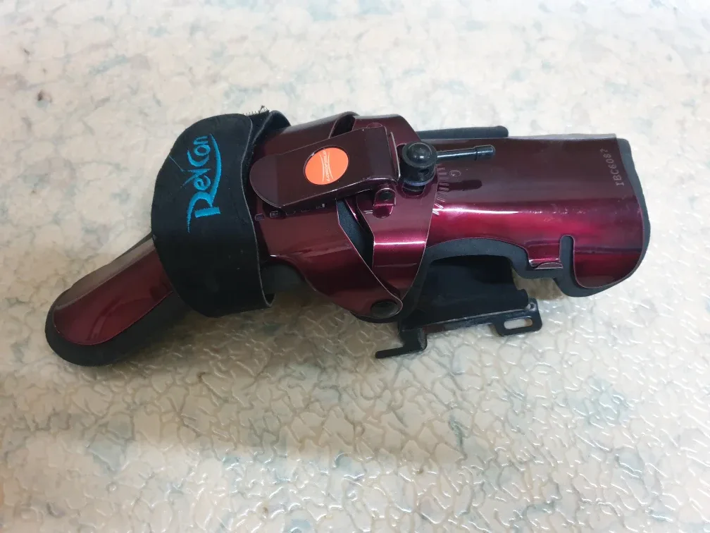 레브콘 코브라 볼링 아대 중고 싸게 팔아요