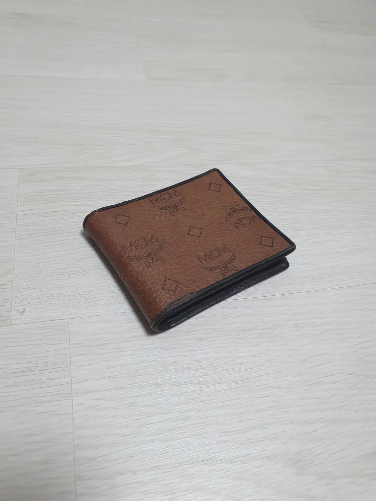 지갑 팝니다. (중고)