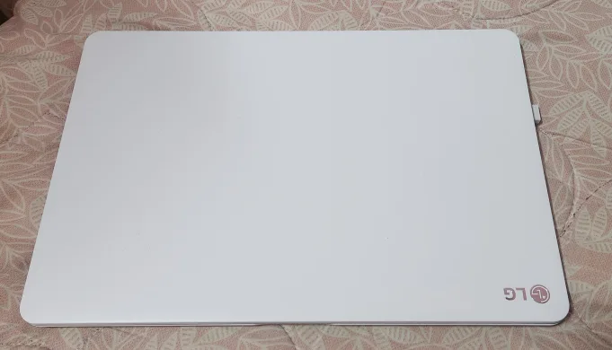 중고 LG 울트라 PC / 가성비 노트북 14U30P