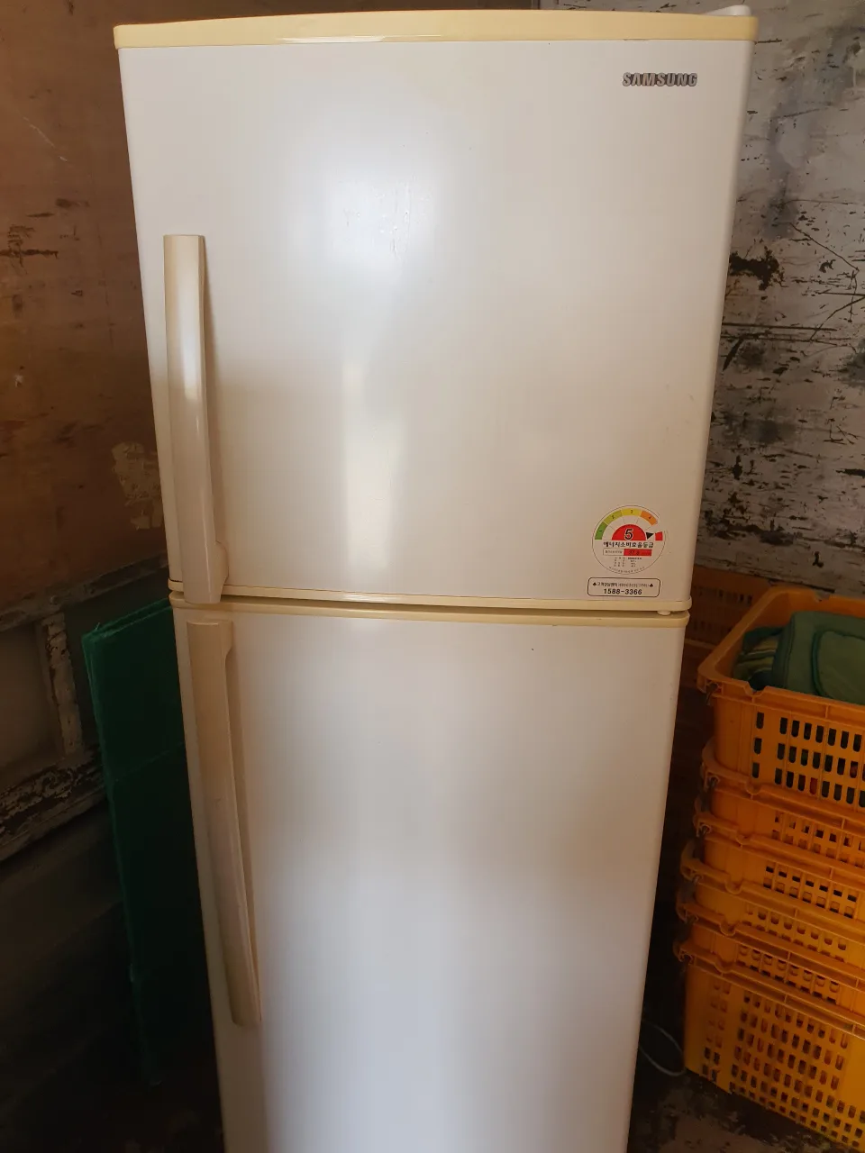 냉장고 2009년식.