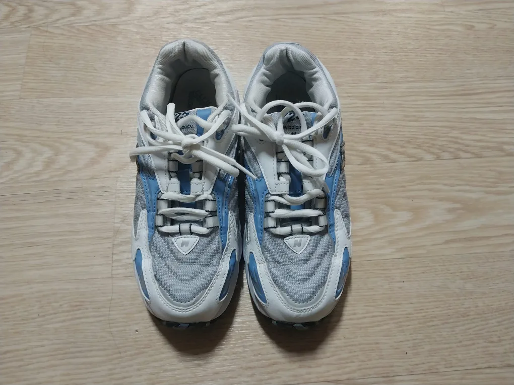 (중고) 뉴발란스 725 화이트 블루 235