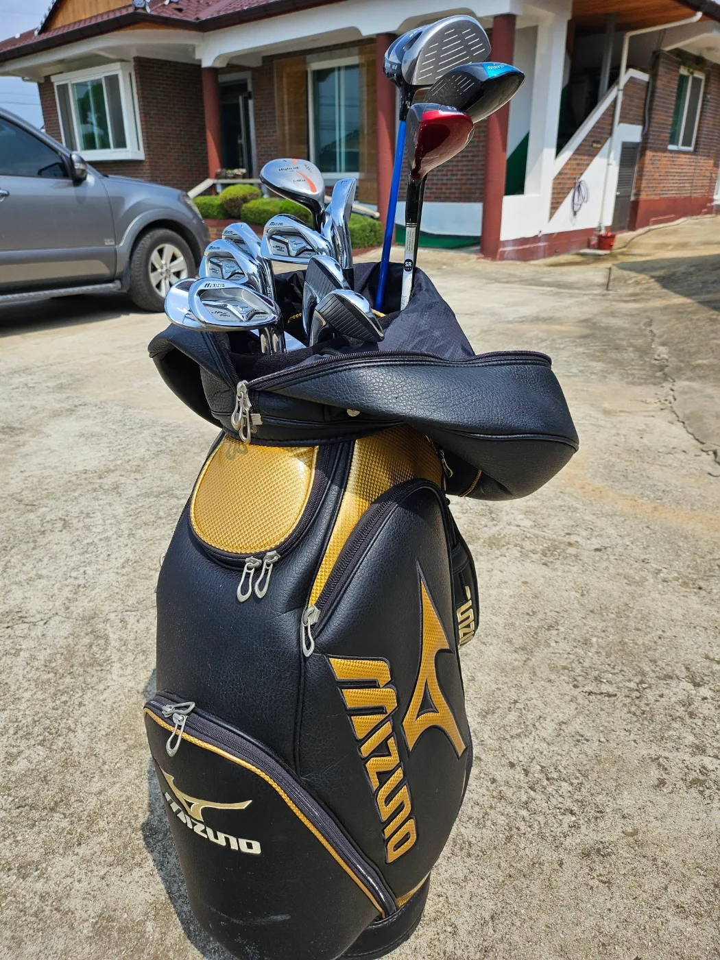 중고 골프채 판매합니다.