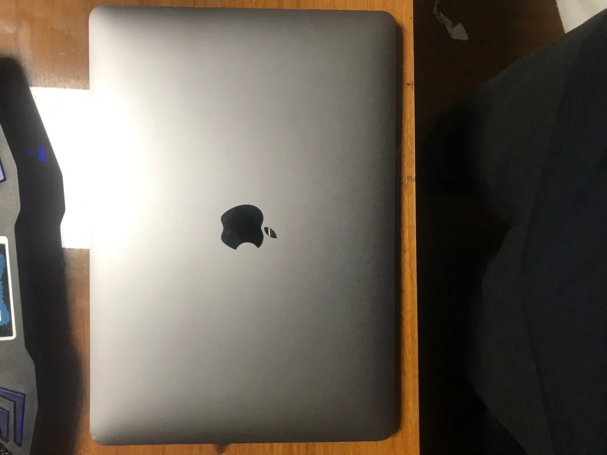 맥북에어 20년도 13인치