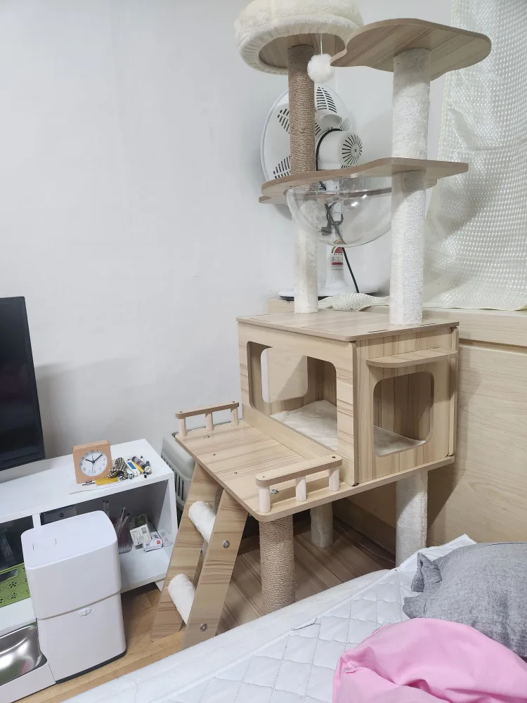 한번도 쓴적없는 캣타워 팝니다유