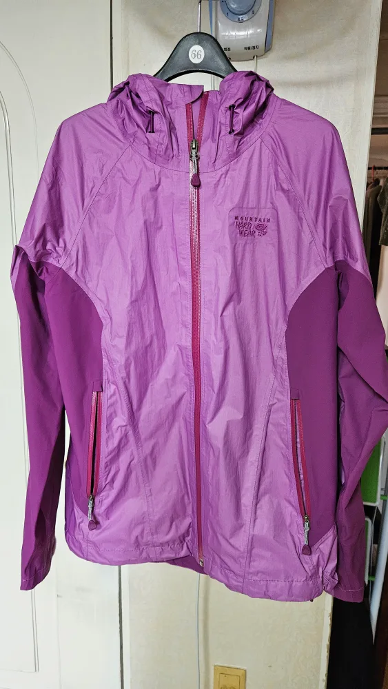 마운틴 하드웨어 바람막이 점퍼