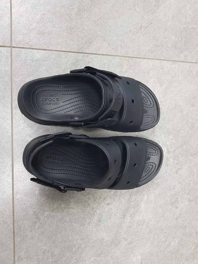 크록스 샌들 260 중고 팔아요