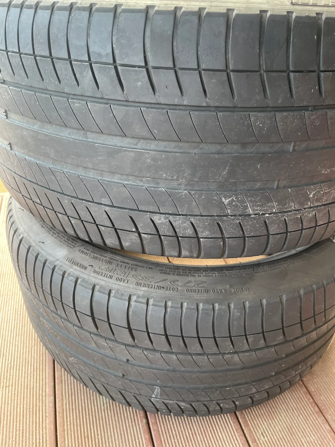 275/35/19 2짝 타이어팝니다