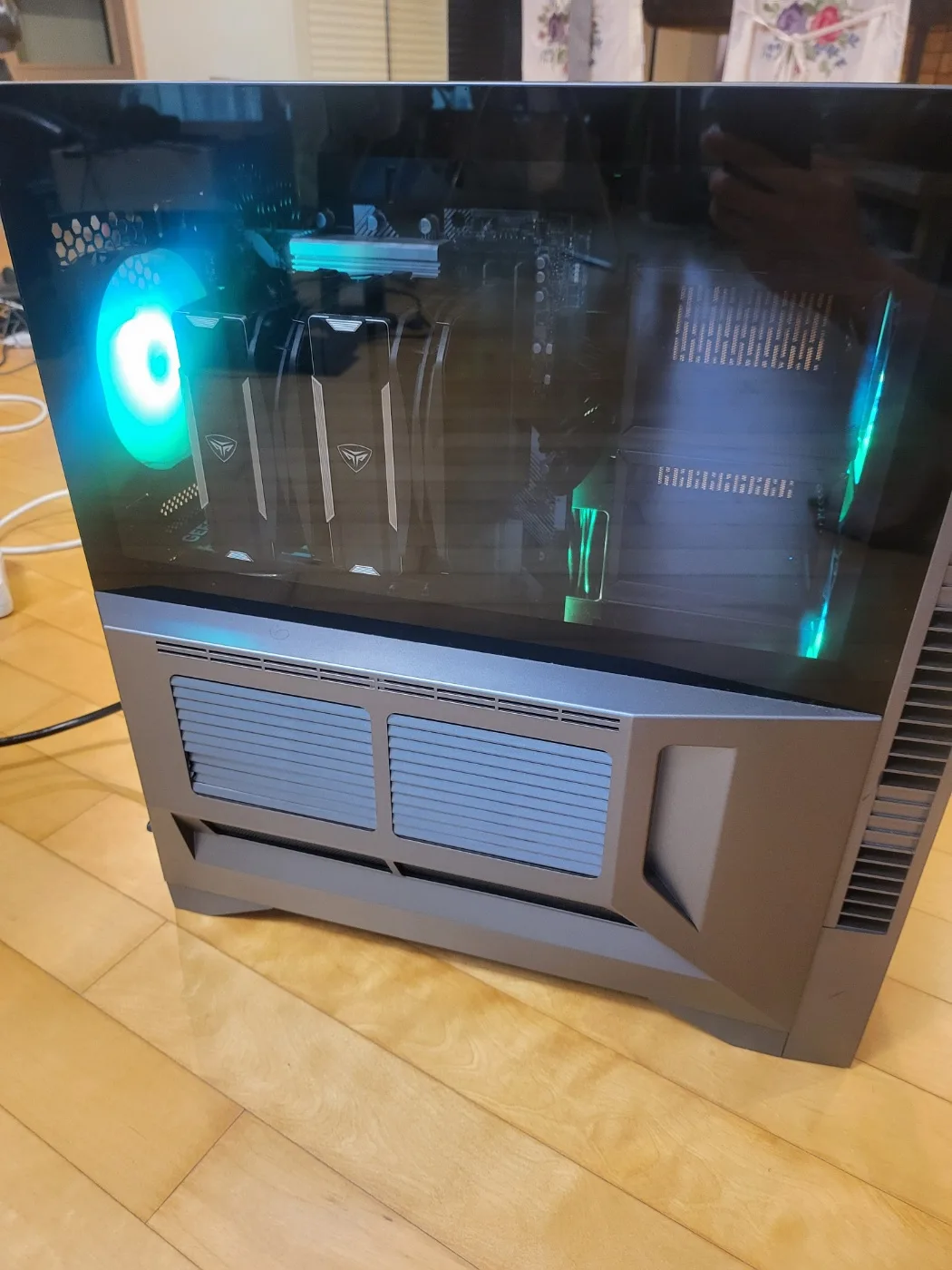 완제품 중고 컴퓨터 팔아요