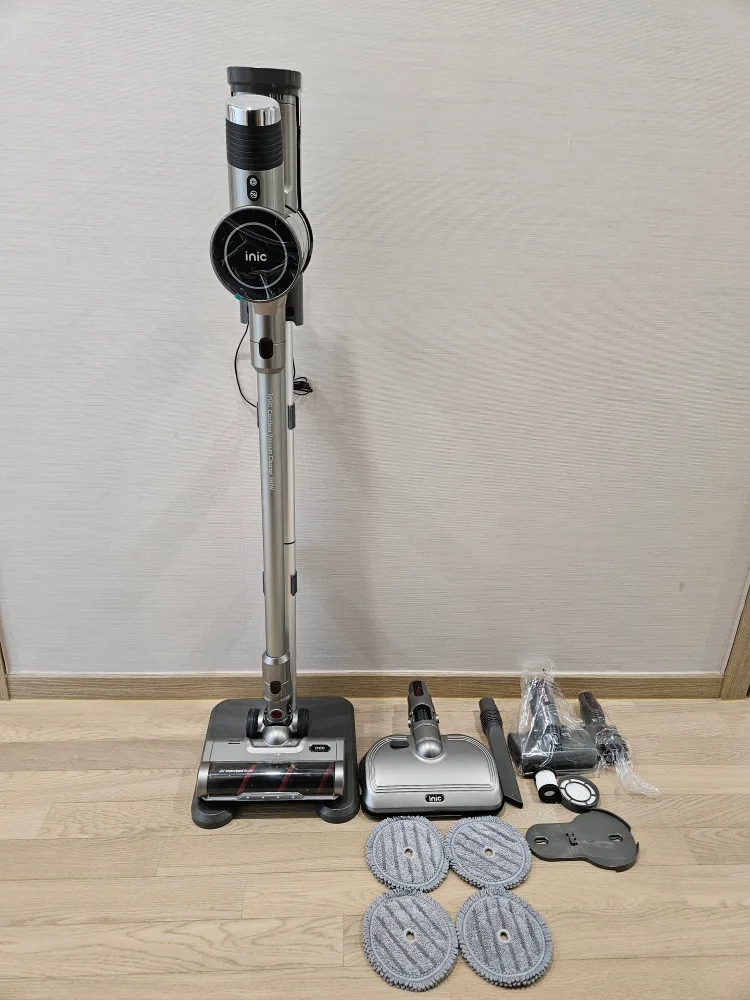 아이닉 i20 무선청소기 풀세트(거치대 포함)