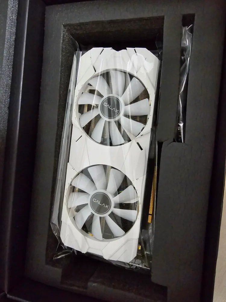 (중고) 갤럭시 2080 화이트 그래픽카드 팔아요.