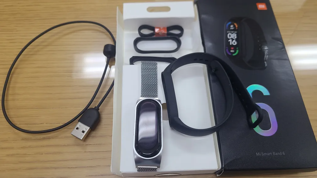 중고 미밴드6팝니다.