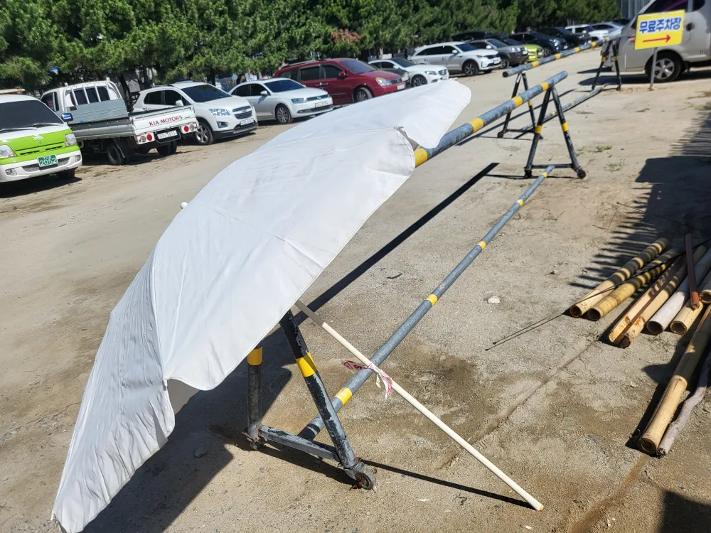 파라솔 중고 ( 사용감 있음 )