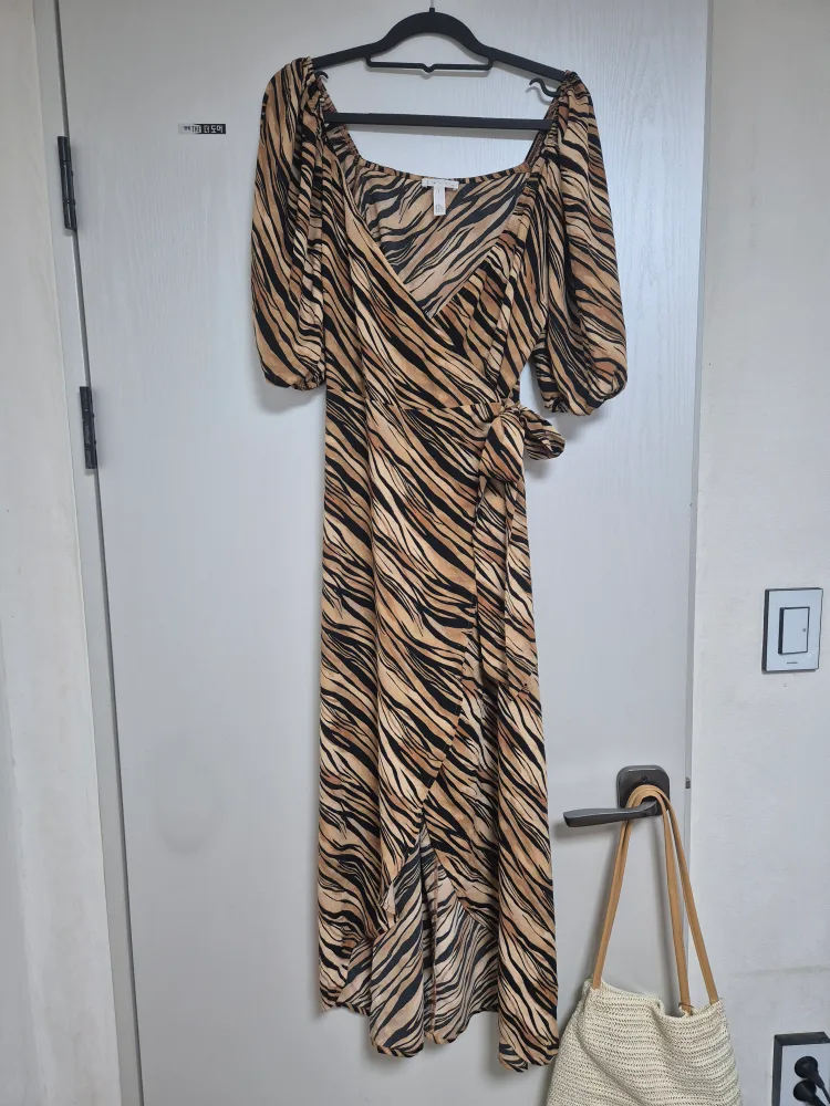 Leith leopard lab dress/호피 랩 원피스/비치웨어