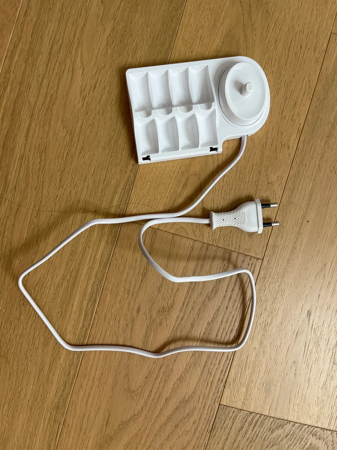 오랄비 전동칫솔 충전기