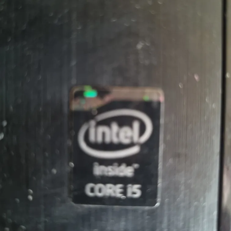 중고컴 본체두개 하나는 lg 일괄.