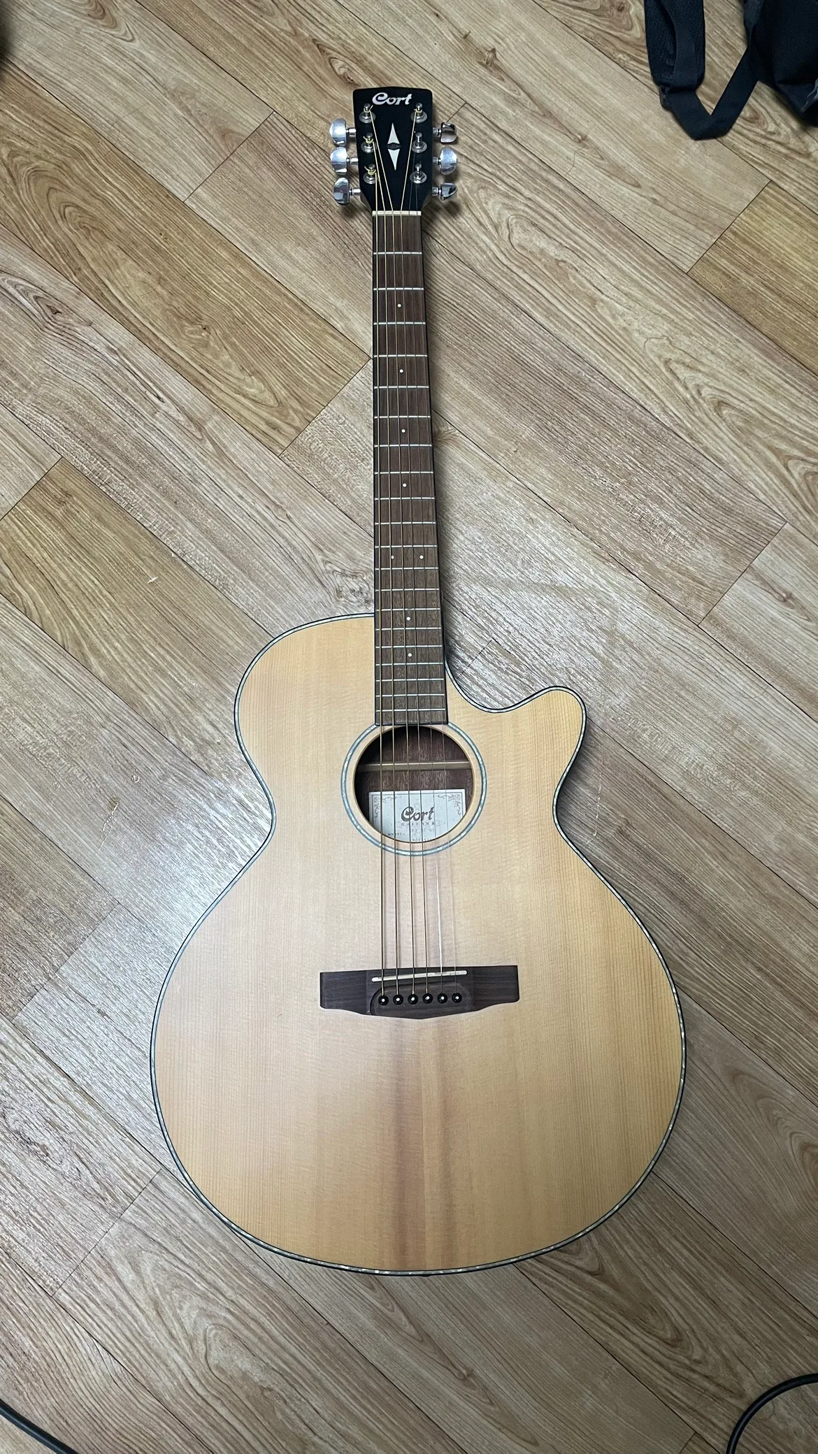 콜트 중고 통기타 SFX NE NS 슬림