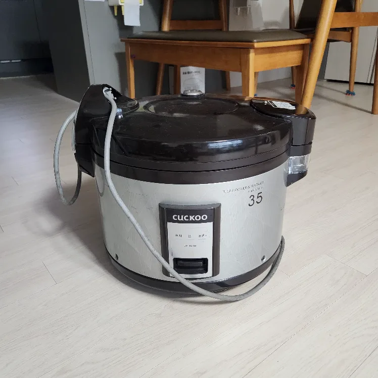 중고 쿠쿠 밥솥(35인분)