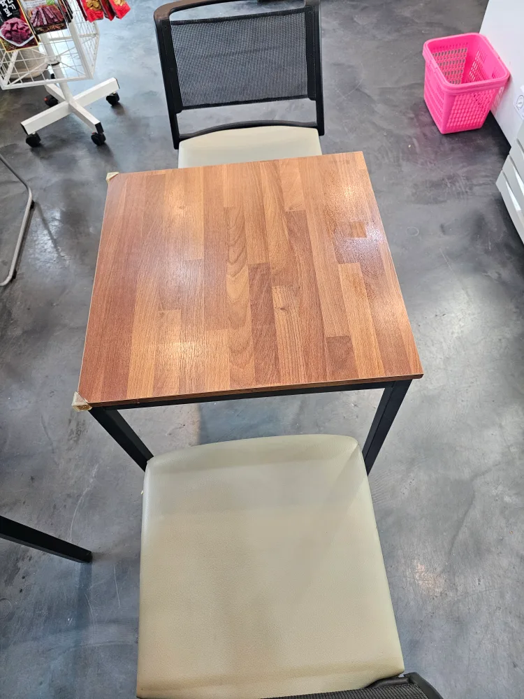 테이블과 의자 세트판매합니다