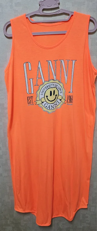 중고)디자인이 귀여운 여름나시 ops&색상이쁨!여름신상!