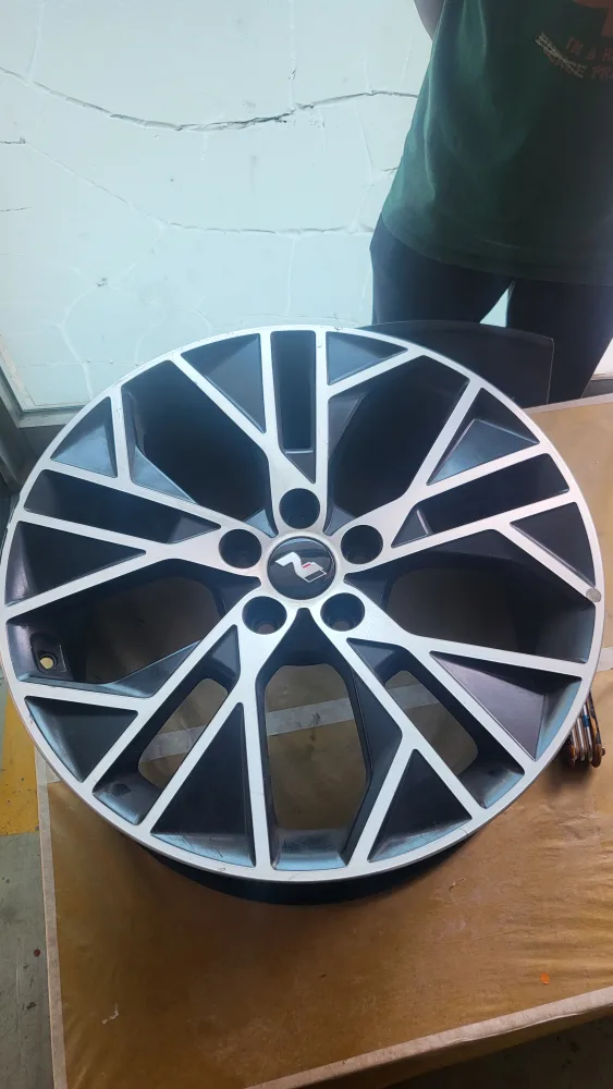 아반떼N 19인치 휠 중고