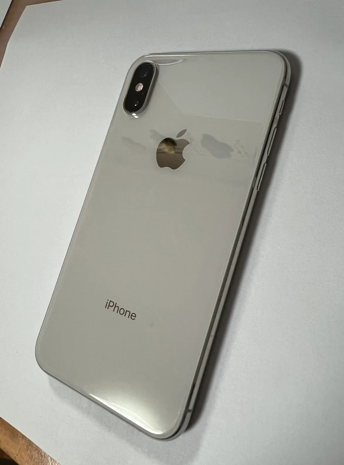 아이폰 xs 화이트 실버 중고폰