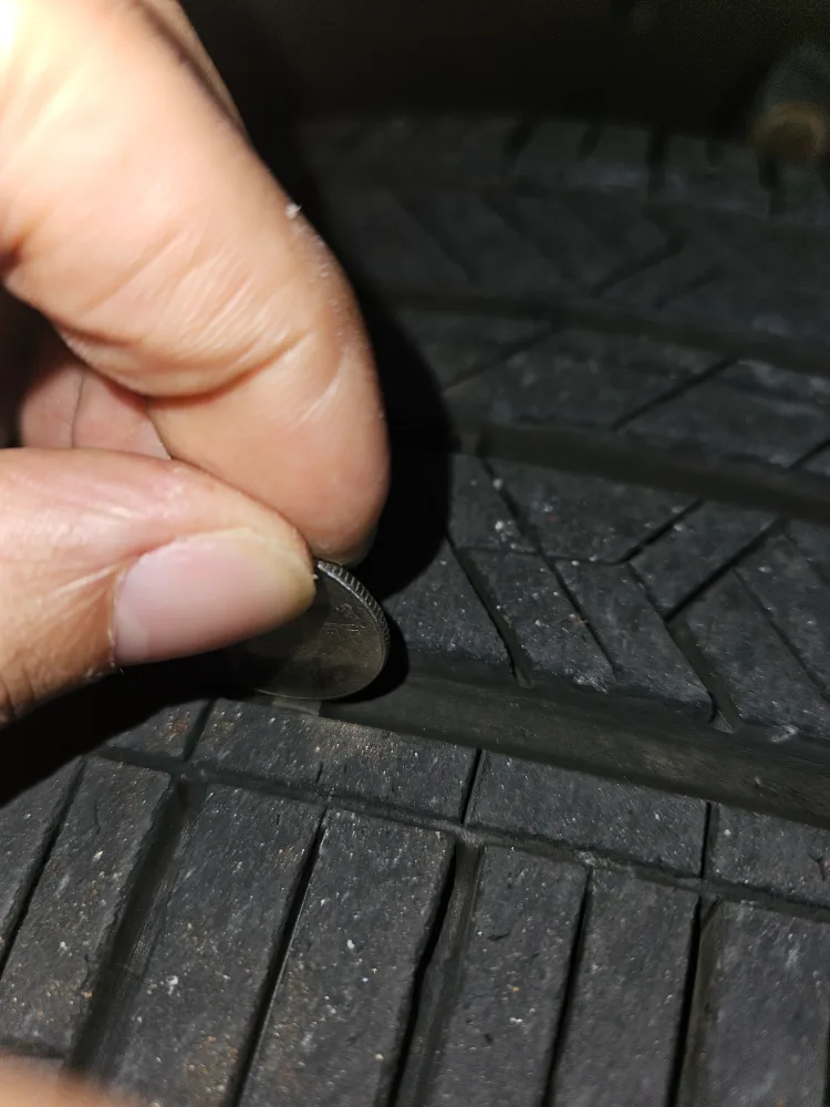 중고타이어 팝니다 225/45/18