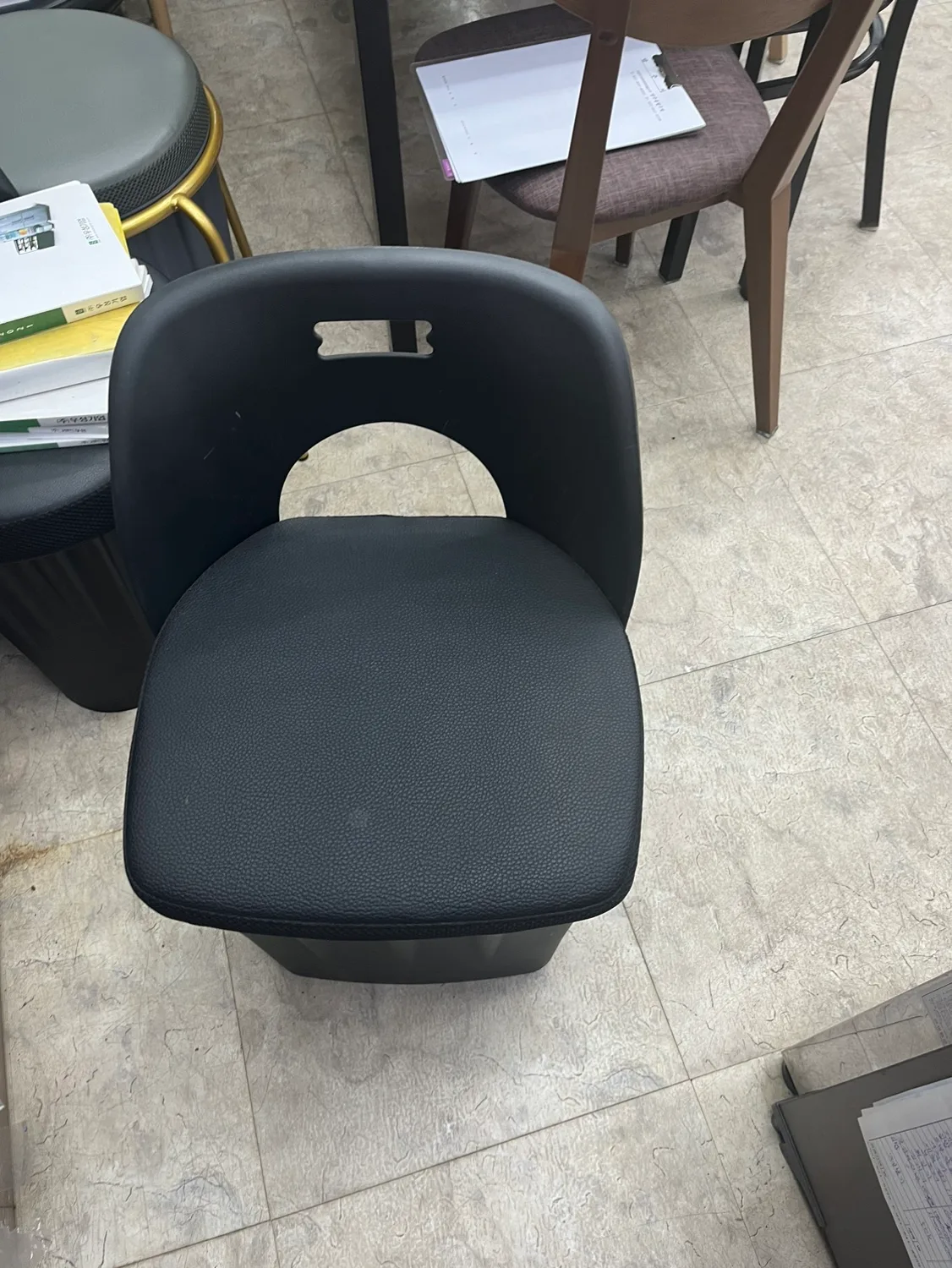 등편한 등받이  수납 의자 중고   판매
