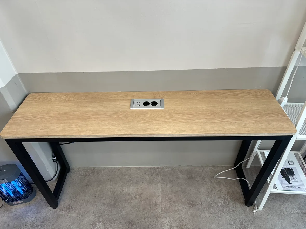 바 테이블 새거 같은 중고