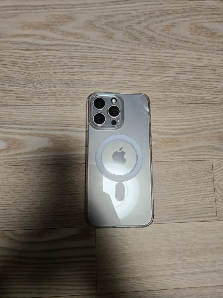 아이폰15 프로맥스 입니다. 512gb.