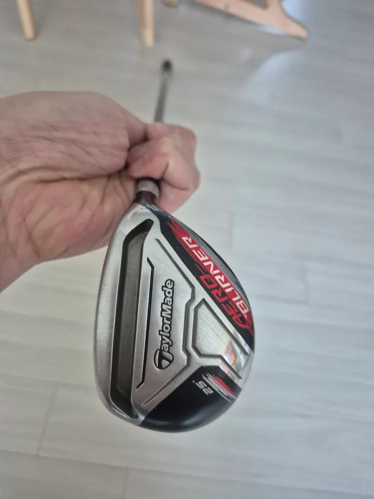 테일러메이드 유틸리티 S 중고채 팔아요