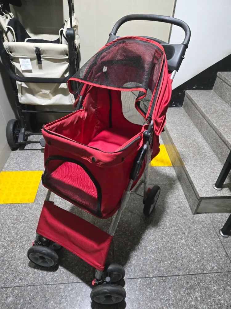 강아지 유모차