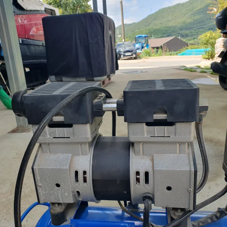 2.5에어콤프 팝니다.