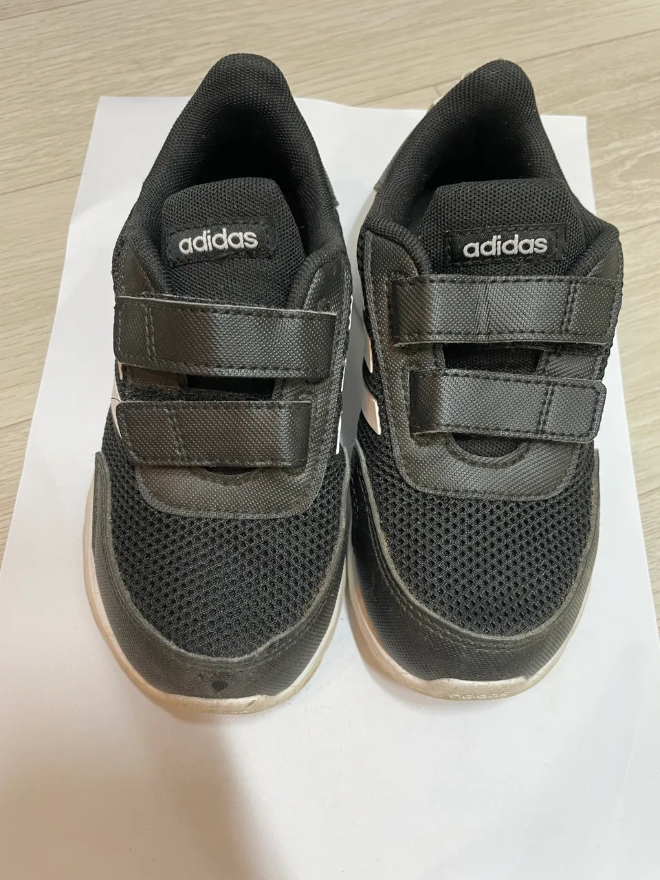 아디다스운동화(160사이즈)