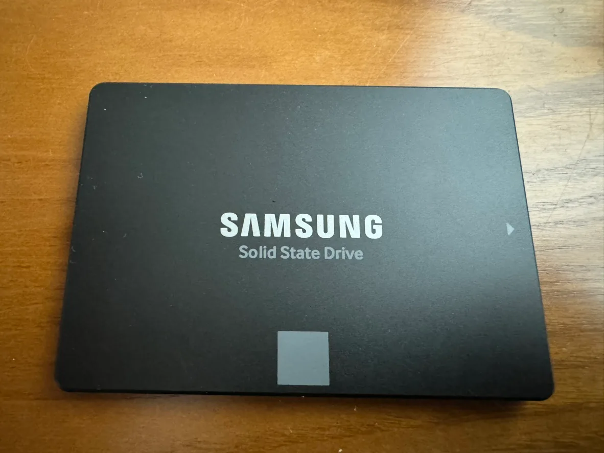 삼성 SSD EVO 120GB 1.6만 중고 팝니다.