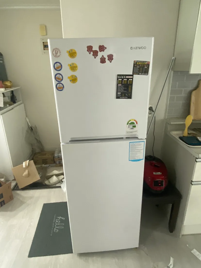 대우250리터 화이트 냉장고 중고