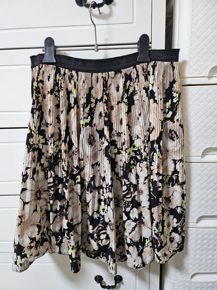 중고 고무줄치마