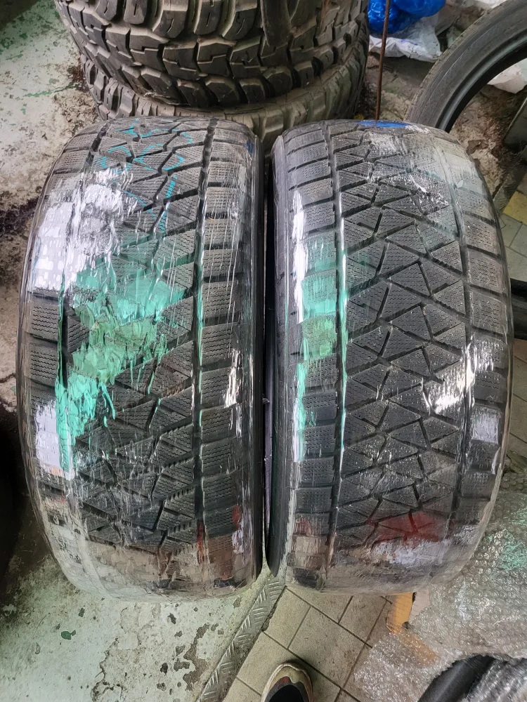 285/45R22 브리지스톤 블리작 중고타이어 3본