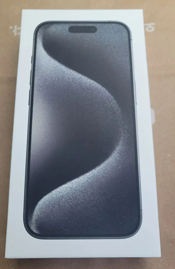 아이폰 15프로 128GB 블랙티타늄 미개봉