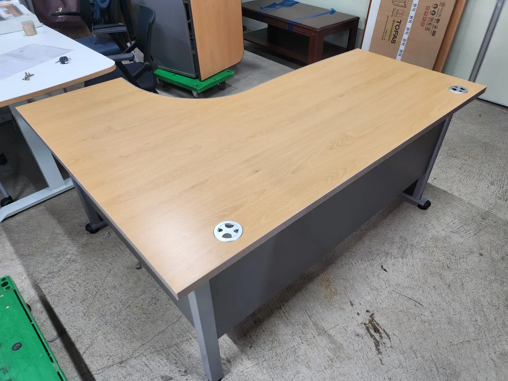 퍼즐책상 1600x1200x720  새거같은 중고