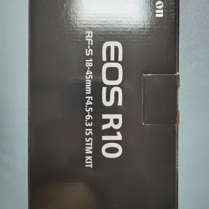 캐논 EOS-R10 15-45 렌즈킷 미개봉 새제품