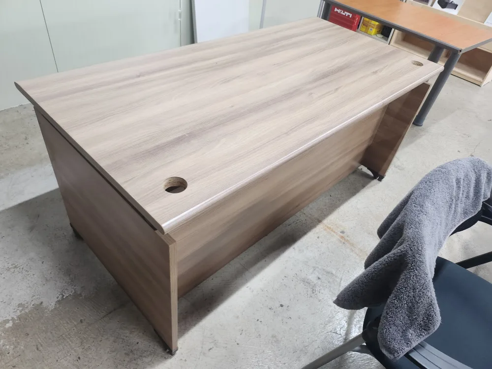 탑책상 중고  1600x800   아카시아색상