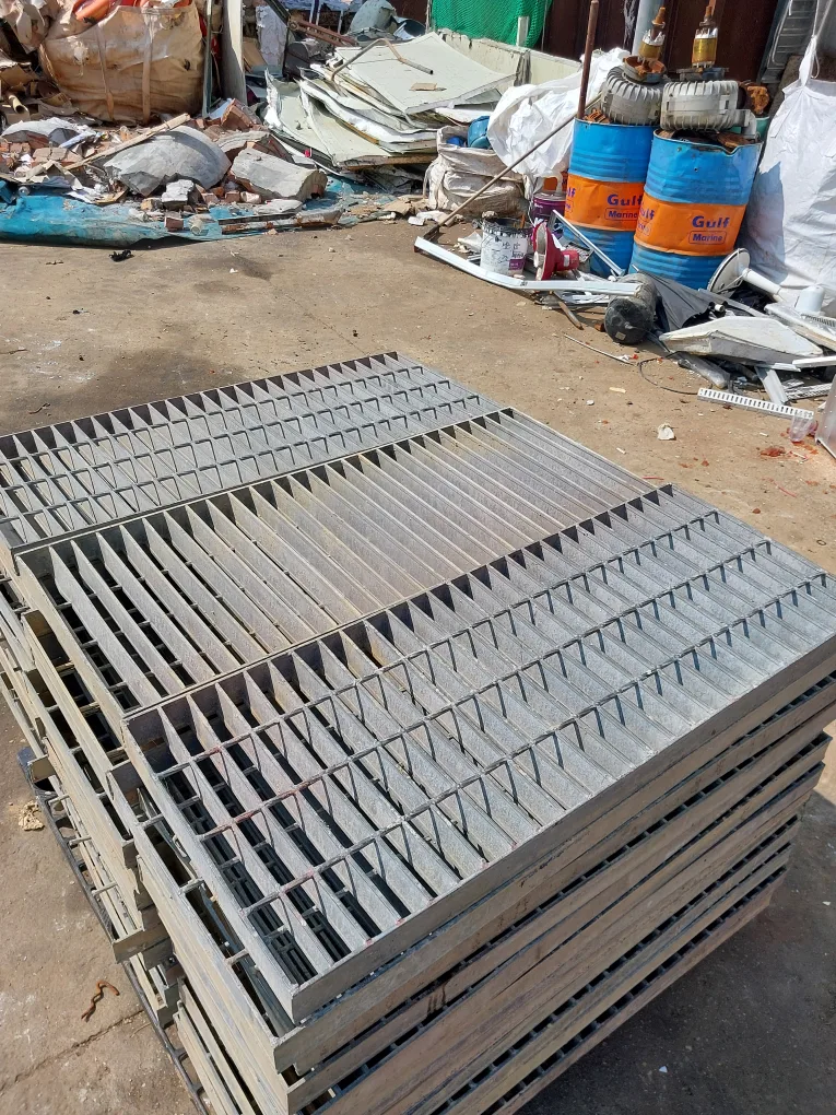 스틸 그레이팅 팝니다