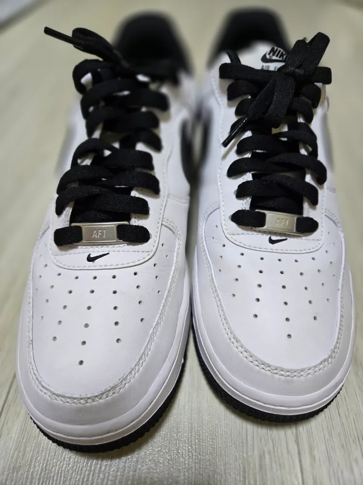 (중고)Nike Air Force 1 '07 White Black 260