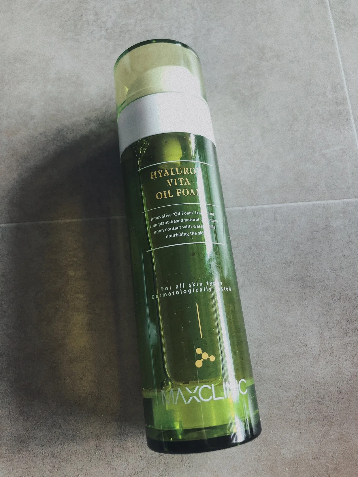 (박스만 개봉)맥스클리닉 히알루론 비타 오일폼 :)