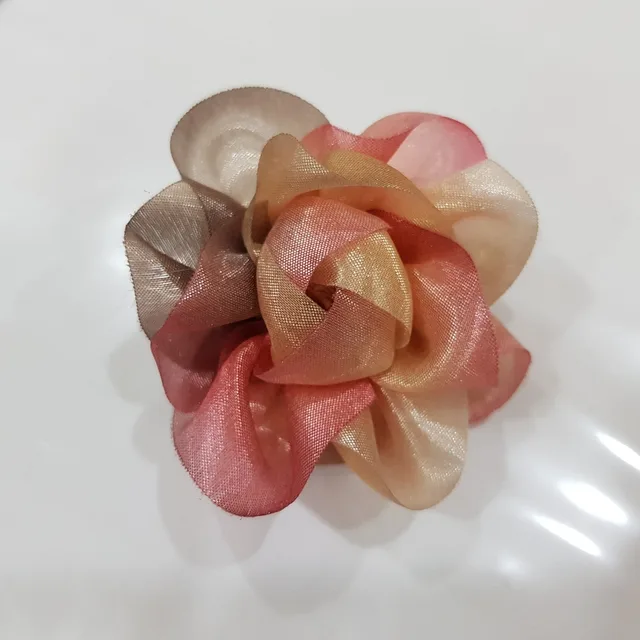 데미